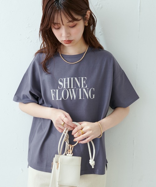 natural couture（ナチュラルクチュール）の「真夏でも安心して着られる◎汗染み防止加工ロゴT（Tシャツ/カットソー・レディース・オフホワイト/ブルー/スミクロ・FREE）」の11枚目の写真