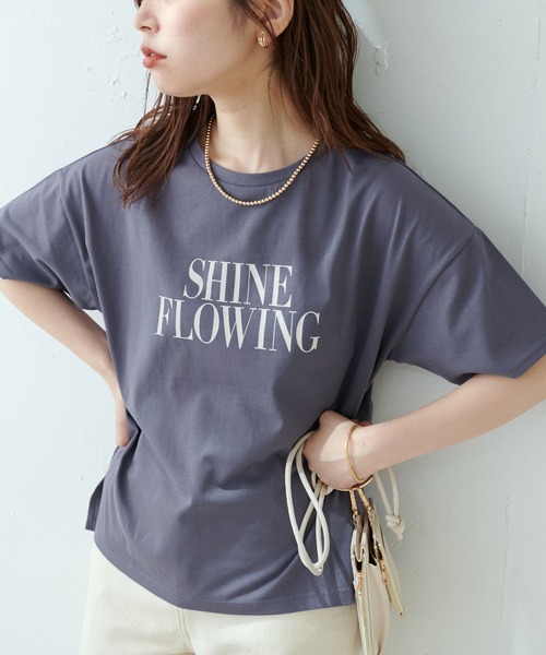 natural couture（ナチュラルクチュール）の「真夏でも安心して着られる◎汗染み防止加工ロゴT（Tシャツ/カットソー・レディース・オフホワイト/ブルー/スミクロ・FREE）」の9枚目の写真