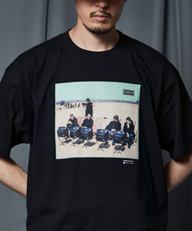 【microdot / マイクロドット】 別注 oasis フォト Tシャツ