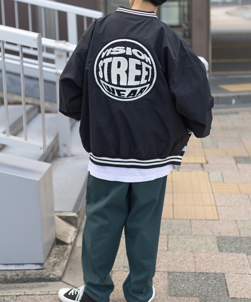 VISION STREET WEAR(ヴィジョンストリートウェア)の「【VISION STREET WEAR/ヴィジョンストリートウェア】サガラワッペンナイロンスタジャン/リブライン/バックデザイン/ビッグシルエット(スタジャン・メンズ・ブラック/ネイビー/グリーン・M/L/XL)」の21枚目の写真