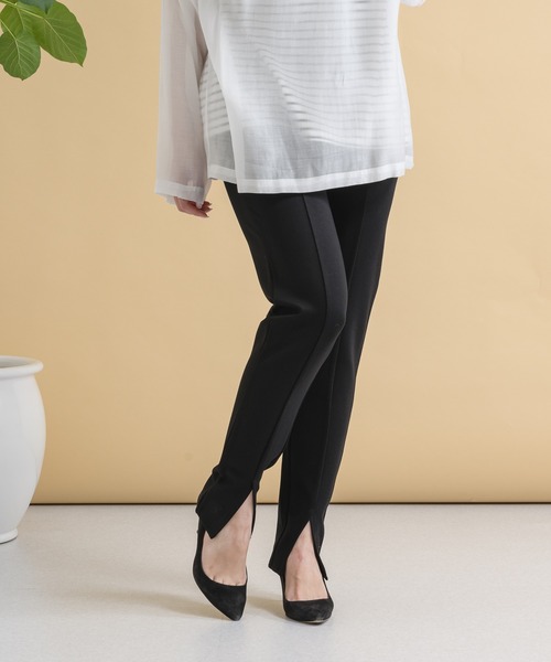 Paradise Picnic（パラダイスピクニック）の「センタースリットストレッチパンツ（その他パンツ・レディース・ブラック/ベージュ/イエロー・FREE）」の2枚目の写真