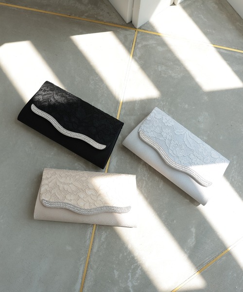 Kana（カナ）の「ウェーブ ラインストーン スクエア 3way 結婚式 お呼ばれ パーティーバッグ（ハンドバッグ・レディース・シルバー/ベージュ/ブラック・フリー）」の22枚目の写真