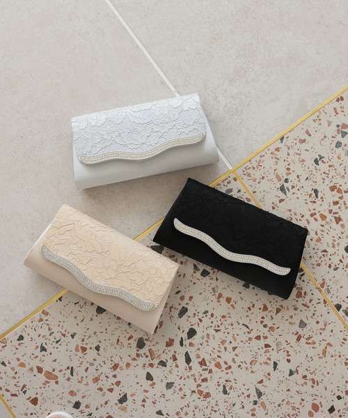 Kana（カナ）の「ウェーブ ラインストーン スクエア 3way 結婚式 お呼ばれ パーティーバッグ（ハンドバッグ・レディース・シルバー/ベージュ/ブラック・フリー）」の9枚目の写真