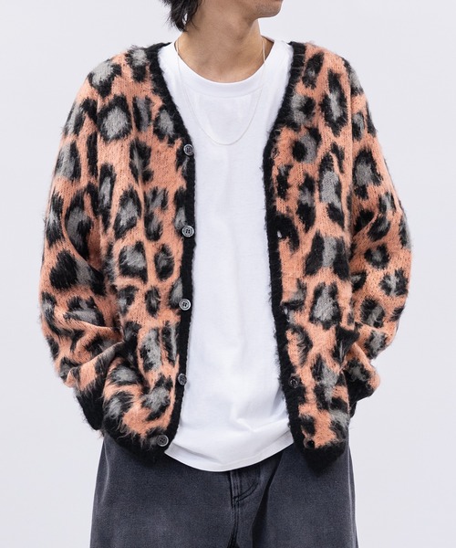 JOHN'S CLOSET(ジョンズクローゼット)の「【22】モヘアタッチ ジャガード カラー カーディガン ソリッド/レオパード/チェック(カーディガン/ボレロ・メンズ・ブラック/ネイビー/ブラウン/ターコイズブルー/グリーン/マスタード/ブラック系その他/ブラウン系その他/グリーン系その他/オレンジ/ブラウン系/ベージュ系/オリーブ系/グリーン系/ネイビー系/ブルー系/オリーブ系2/オフホワイト/ブラック系2/ネイビー系2/ピンク系/ブラック系3/ブルー系3/マルーン/ピンク系その他/ホワイト系その他/ホワイト系3・MEDIUM/LARGE/X-LARGE)」の2枚目の写真