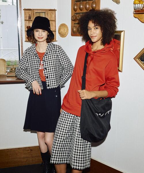 To b. by agnes b.（トゥービーバイアニエスベー）の「WT16 PANTALON 