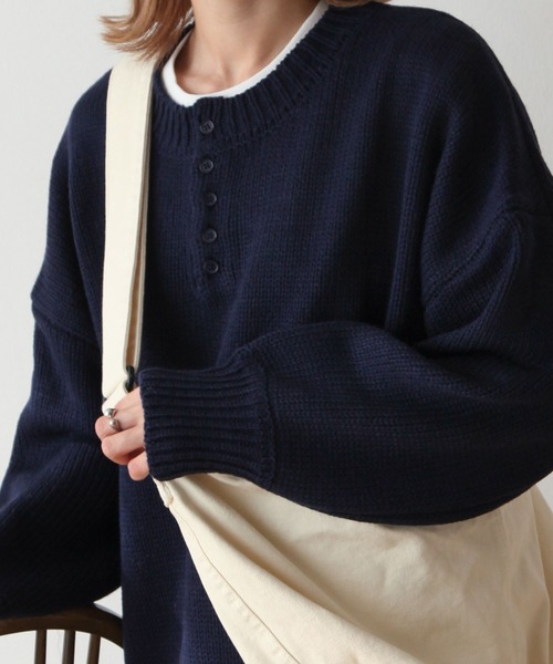 Chillfar（チルファー）の「ヘンリーネックボリュームニット（ニット