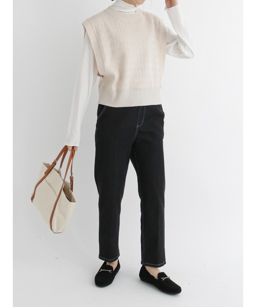 Samansa Mos2 blue（サマンサモスモスブルー）の「ショートニットベスト（ニット/セーター・レディース・カーキ/チャコール/キナリ・ﾌﾘ-）」の13枚目の写真