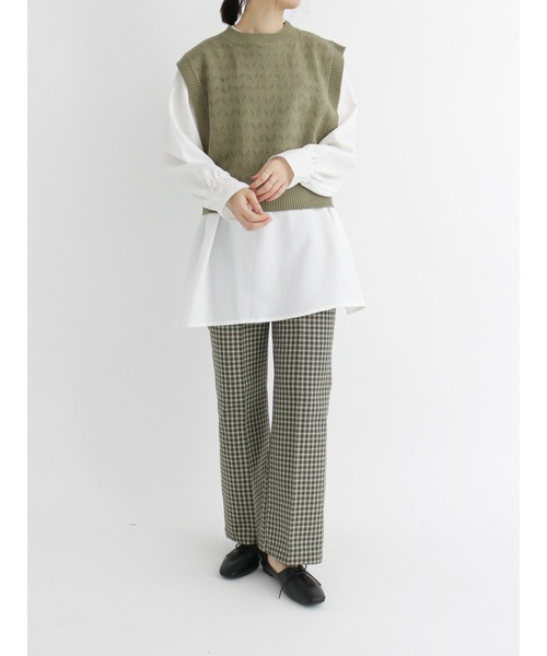 Samansa Mos2 blue（サマンサモスモスブルー）の「ショートニットベスト（ニット/セーター・レディース・カーキ/チャコール/キナリ・ﾌﾘ-）」の9枚目の写真