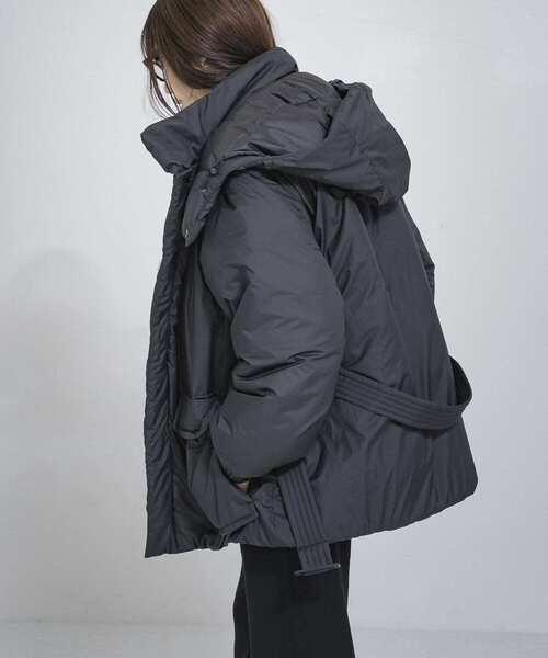 WILD THINGS（ワイルドシングス）の「『25周年別注』WILDTHINGS　4WAY JACKET（ダウンジャケット/コート・レディース・ブラック/カーキ・FREE）」の13枚目の写真