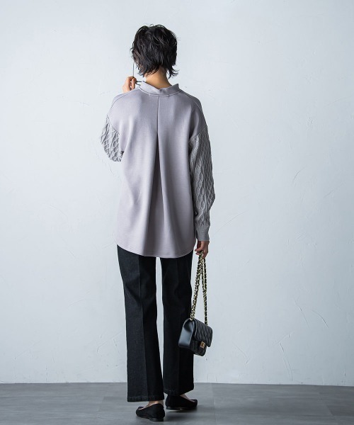 socolla（ソコラ）の「【socolla】センタープレスフレアデニムパンツ（デニムパンツ・レディース・ブラック/ブルー・M/S）」の4枚目の写真