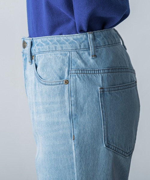 socolla（ソコラ）の「【socolla】センタープレスフレアデニムパンツ（デニムパンツ・レディース・ブラック/ブルー・M/S）」の18枚目の写真