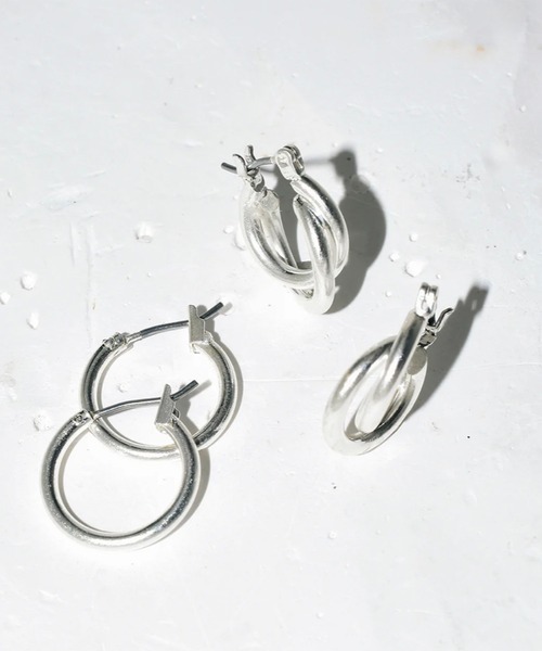 GOLDY(ゴールディ)の「【GOLDY】ミニマル 2ペア ピアス / 1200910/1200908 / 1201203※(ピアス(両耳用)・レディース・シルバー系その他/ゴールド系その他/ゴールド/シルバー/マルチ/シルバー系その他4/シルバー系その他6/ゴールド系その他5/シルバー系その他5/ゴールド系その他4/シルバー系その他3・FREE)」の3枚目の写真