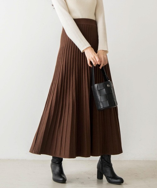 OLUPIC（オルピック）の「OLUPIC/【WEB限定】ニットフレアスカート（スカート・レディース・アイボリー/ブラウン/ダークグレー・FREE）」の3枚目の写真