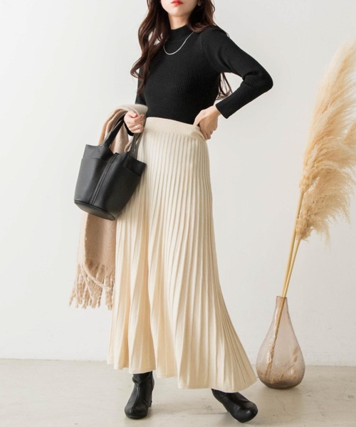 OLUPIC（オルピック）の「OLUPIC/【WEB限定】ニットフレアスカート（スカート・レディース・アイボリー/ブラウン/ダークグレー・FREE）」の13枚目の写真