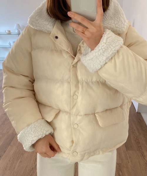 by muni:r（バイ ムニール）の「フリースカラーショートダウン（ダウンジャケット/コート・レディース・ブラック/アイボリー/カーキ・FREE）」の11枚目の写真