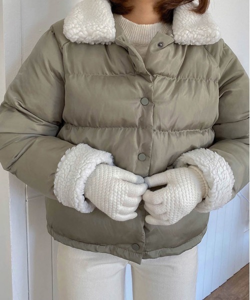 by muni:r（バイ ムニール）の「フリースカラーショートダウン（ダウンジャケット/コート・レディース・ブラック/アイボリー/カーキ・FREE）」の8枚目の写真