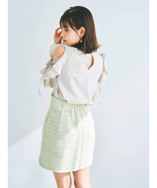 dazzlin（ダズリン）の「カーブラインミニスカート（スカート・レディース・グレー/オレンジ/グリーン・SMALL/MEDIUM）」の6枚目の写真