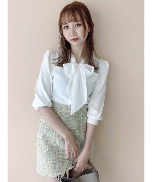 dazzlin（ダズリン）の「カーブラインミニスカート（スカート・レディース・グレー/オレンジ/グリーン・SMALL/MEDIUM）」の18枚目の写真