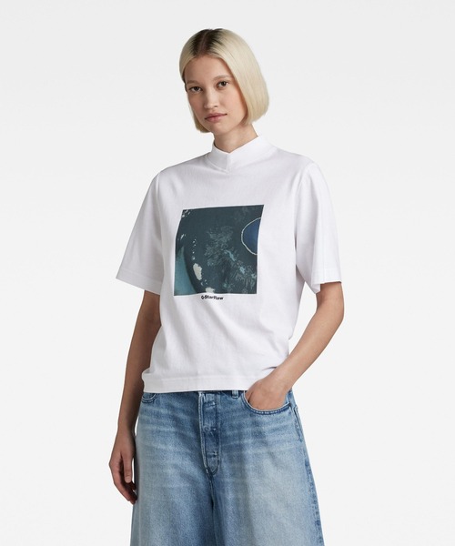 G-STAR(ジースター)の「EYE DYE BOXY MOCK V-NECK TOP/オーバーサイズ/モックネック(Tシャツ/カットソー・レディース・ホワイト/ダークブラック・SMALL/MEDIUM/X-SMALL)」の1枚目の写真