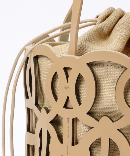 ANITA BILARDI（アニタビラルディ）の「【ANITA BILARDI(アニタ ビラルディ)】カットワークバッグ（トートバッグ・レディース・キャメル/オフホワイト・2）」の11枚目の写真