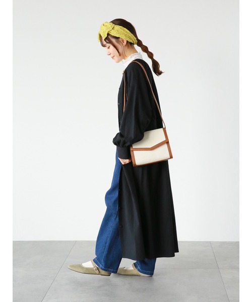 ehka sopo（エヘカソポ）の「ギャザーシャツワンピース（シャツワンピース・レディース・オフホワイト/ブラック/サックスブルー・ﾌﾘ-）」の14枚目の写真