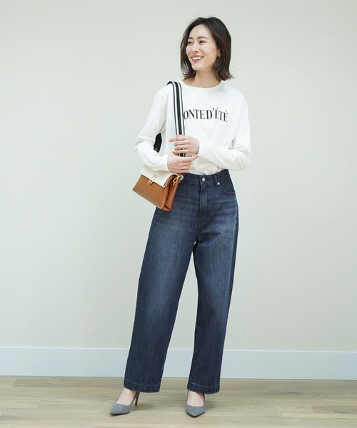 Elura(エルーラ)の「長袖ロゴTシャツ(Tシャツ/カットソー・レディース・ホワイト/チャコールグレー・MEDIUM/LARGE)」の7枚目の写真