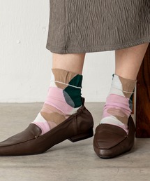 【TRICOTE】 グラフィカルなマーブル模様が特徴のレイヤーラインソックス