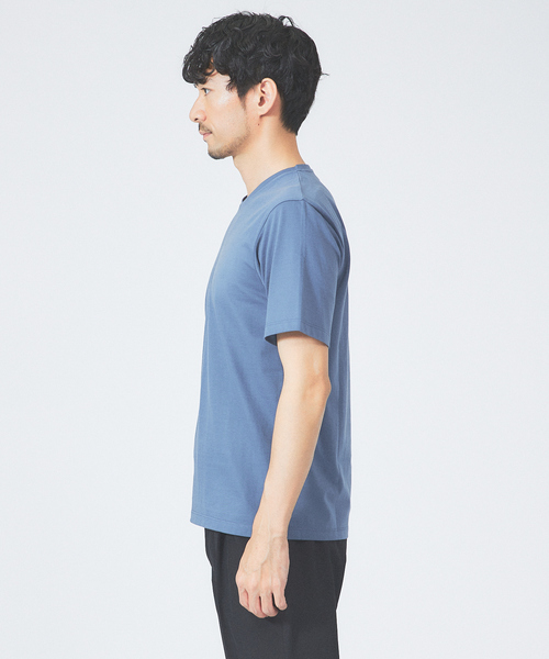 ABAHOUSE GRAY(アバハウスグレイ)の「【マイクロ鹿の子】シルケット Vネック Tシャツ(Tシャツ/カットソー・メンズ・ブルー/グリーン/ネイビー/ブラック/ホワイト/グレイッシュベージュ・46/48/50)」の8枚目の写真
