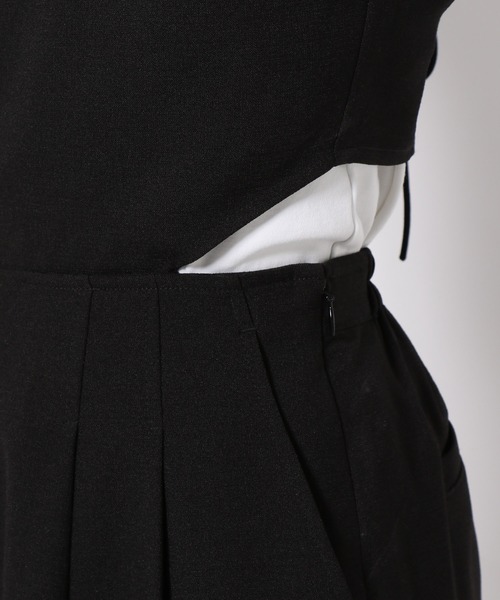 PAGEBOY(ページボーイ)の「カットアウトサロペット(サロペット/オーバーオール・レディース・チャコールグレー/ブラック/アイボリー・FREE)」の6枚目の写真