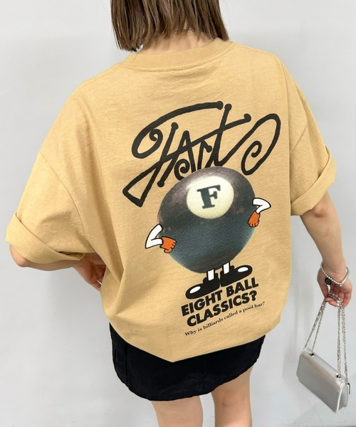 WHO'S WHO gallery(フーズフーギャラリー)の「COOPER FACTビリヤードフォトビッグTEE(Tシャツ/カットソー・レディース・ブラック/ホワイト/ベージュ/ネイビー/チャコールグレー・FREE)」の4枚目の写真