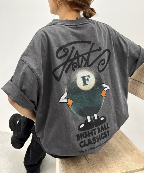 WHO'S WHO gallery(フーズフーギャラリー)の「COOPER FACTビリヤードフォトビッグTEE(Tシャツ/カットソー・レディース・ブラック/ホワイト/ベージュ/ネイビー/チャコールグレー・FREE)」の3枚目の写真