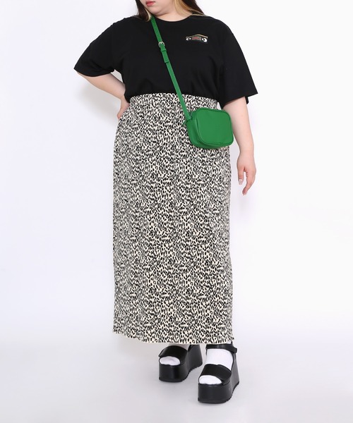 PUNYUS(プニュズ)の「ロゴカメラバッグ(ショルダーバッグ・レディース・ブラック/シルバー/ピンク/グリーン・FREE)」の11枚目の写真