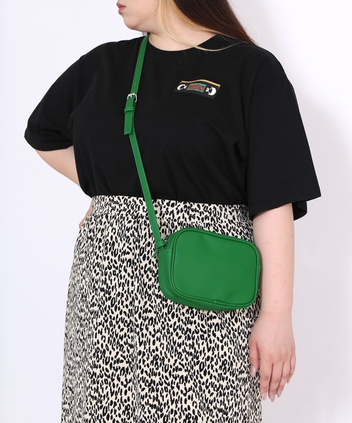 PUNYUS(プニュズ)の「ロゴカメラバッグ(ショルダーバッグ・レディース・ブラック/シルバー/ピンク/グリーン・FREE)」の12枚目の写真