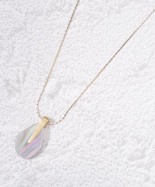 SHOO・LA・RUE（シューラルー）の「◆オーロラプレートネックレス（ネックレス・レディース・ライトベージュ/アイボリー/ライトブルー・00）」の3枚目の写真