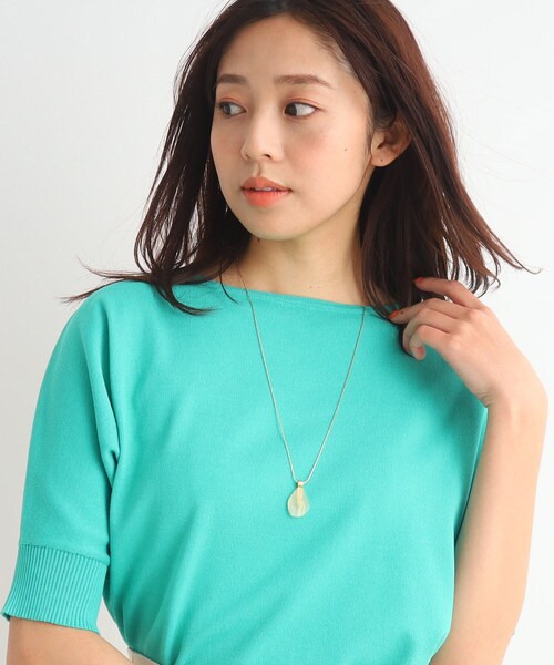 SHOO・LA・RUE（シューラルー）の「◆オーロラプレートネックレス（ネックレス・レディース・ライトベージュ/アイボリー/ライトブルー・00）」の4枚目の写真