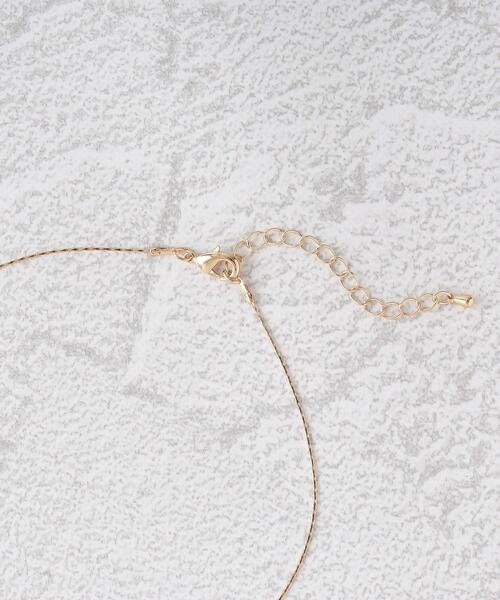 SHOO・LA・RUE（シューラルー）の「◆オーロラプレートネックレス（ネックレス・レディース・ライトベージュ/アイボリー/ライトブルー・00）」の7枚目の写真