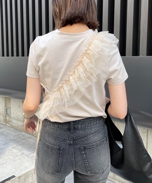 CAPRICIEUX LE'MAGE(カプリシューレマージュ)の「チュールSET Tシャツ(Tシャツ/カットソー・レディース・ブラック/ホワイト/ベージュ・FREE)」の6枚目の写真