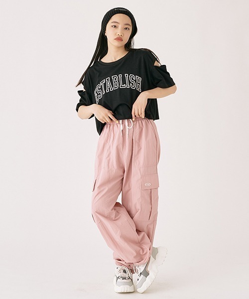 LOVETOXIC（ラブトキシック）の「【LTXC】接触冷感ナイロンカーゴパンツ（その他パンツ・キッズ・オフホワイト/ピンク/ライトカーキ/ブラック・M/L/S）」の4枚目の写真