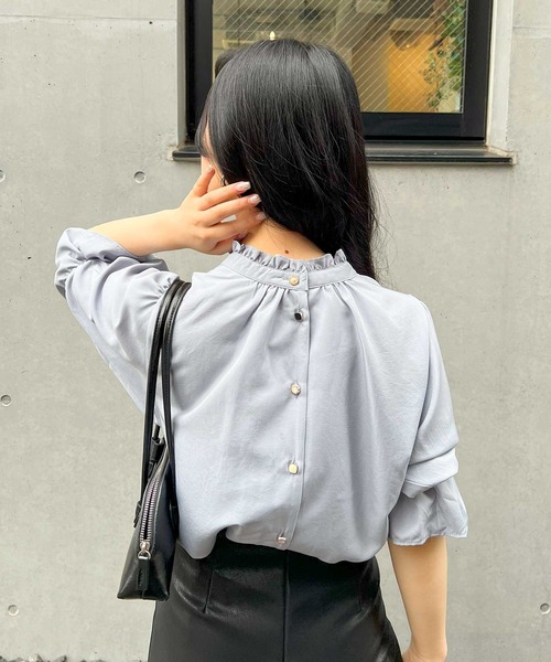 frunco(フランコ)の「various button blouse(シャツ/ブラウス・レディース・ミント/ホワイト/ブルーグレー・FREE)」の9枚目の写真