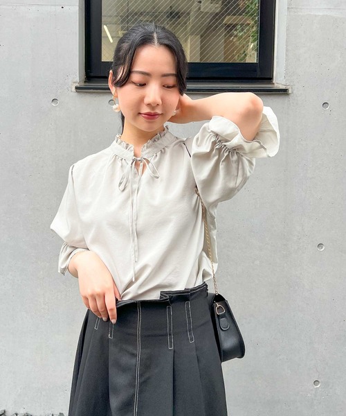 frunco(フランコ)の「various button blouse(シャツ/ブラウス・レディース・ミント/ホワイト/ブルーグレー・FREE)」の13枚目の写真
