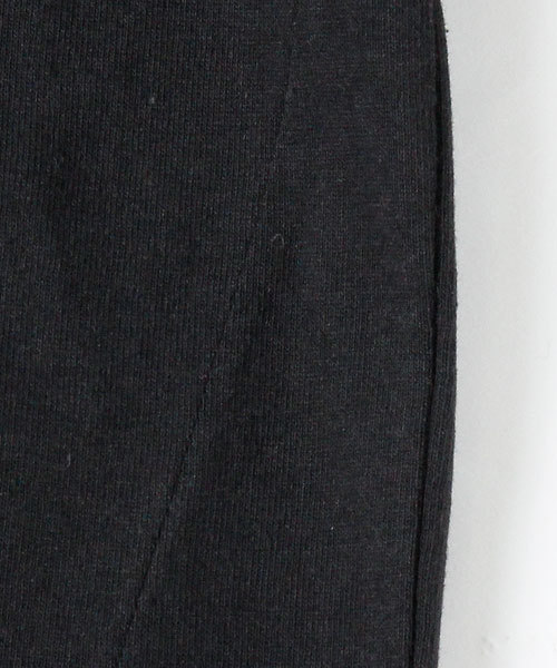 NUMBER (N)INE DENIM（ナンバーナインデニム）の「【NUMBER (N)INE DENIM】NUMBER (N)INEロゴVネックTee（Tシャツ/カットソー・メンズ・ホワイト/ブラック・SMALL/LARGE/MEDIUM）」の10枚目の写真