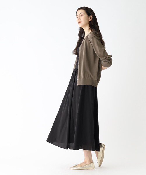 OPAQUE.CLIP（オペークドットクリップ）の「◆アイスタッチ シアーニットカーディガン【接触冷感/洗える】（カーディガン/ボレロ・レディース・ブラック/ライトブルー/ブラウン系/ピンク系/ブルー/チャコールグレー・40/38）」の11枚目の写真