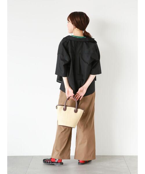 ehka sopo（エヘカソポ）の「ボックスシルエットシャツ（シャツ/ブラウス・レディース・ベージュ/サックスブルー/ブラック/オフホワイト・F）」の8枚目の写真