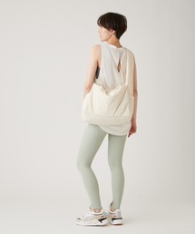 美品 emmi yogaエミヨガ ナイロン ワンショルダー バッグ ブラック
