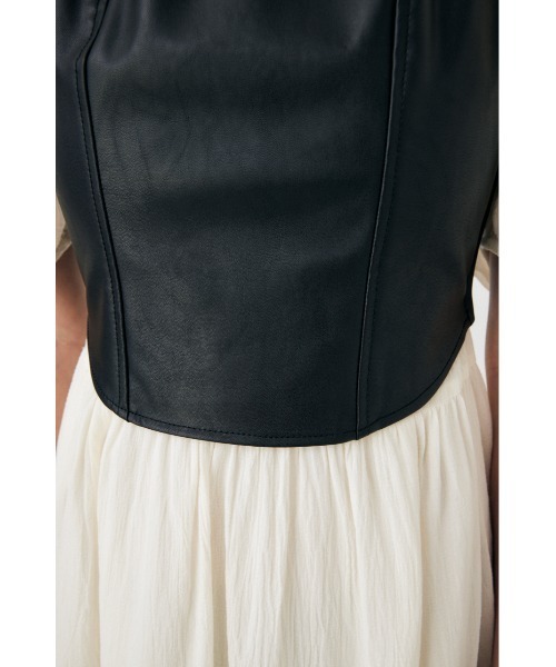 MOUSSY（マウジー）の「F/LEATHER BUSTIER トップス（キャミソール・レディース・ブラック/グレー・1/2）」の22枚目の写真