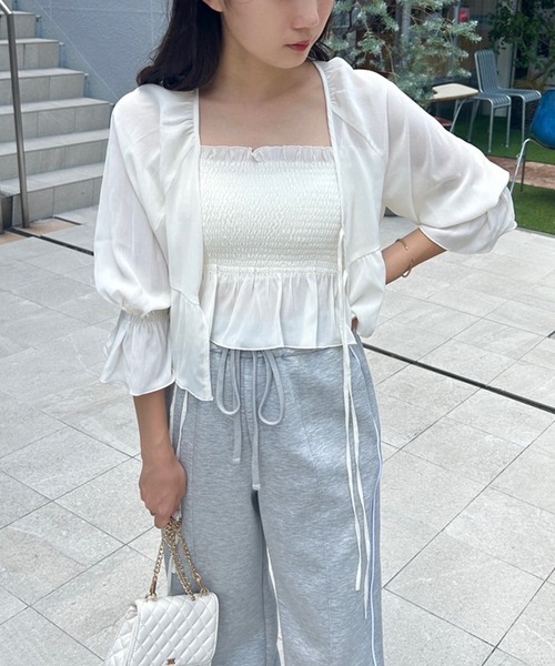 one after another NICE CLAUP（ワンアフターアナザーナイスクラップ）の「シャーリングビスチェセットブラウス（シャツ/ブラウス・レディース・コーラルピンク/アイボリー/ピンクベージュ/ブラック・FREE）」の5枚目の写真