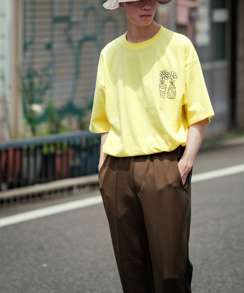 improves(インプローブス)の「【UAU】半袖 転写プリント Tシャツ(Tシャツ/カットソー・メンズ・ブラック/ホワイト系/イエロー系/チャコール/イエロー/ホワイト・MEDIUM/LARGE/X-LARGE)」の8枚目の写真