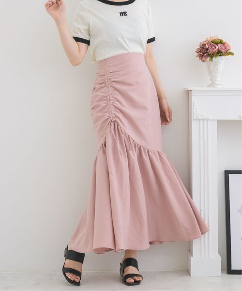 ems excite（エムズエキサイト）の「シャーリングマーメイドSK（スカート・レディース・ピンク/ナチュラル/ブラック・FREE）」の3枚目の写真