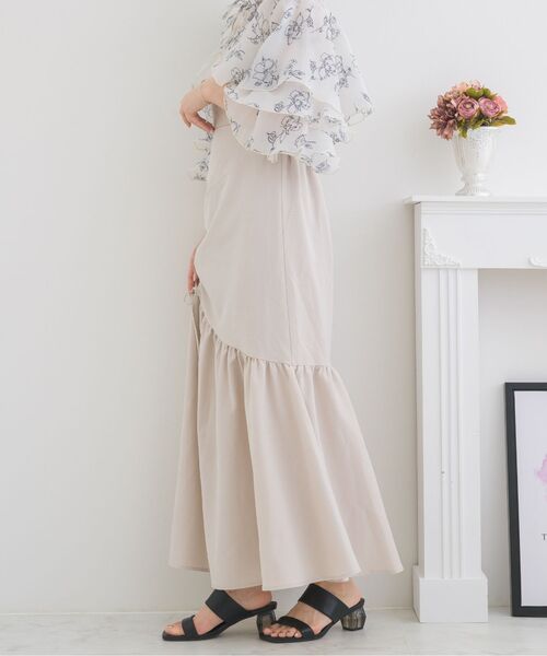 ems excite（エムズエキサイト）の「シャーリングマーメイドSK（スカート・レディース・ピンク/ナチュラル/ブラック・FREE）」の4枚目の写真