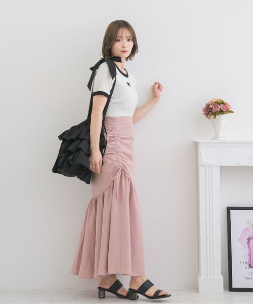ems excite（エムズエキサイト）の「シャーリングマーメイドSK（スカート・レディース・ピンク/ナチュラル/ブラック・FREE）」の8枚目の写真